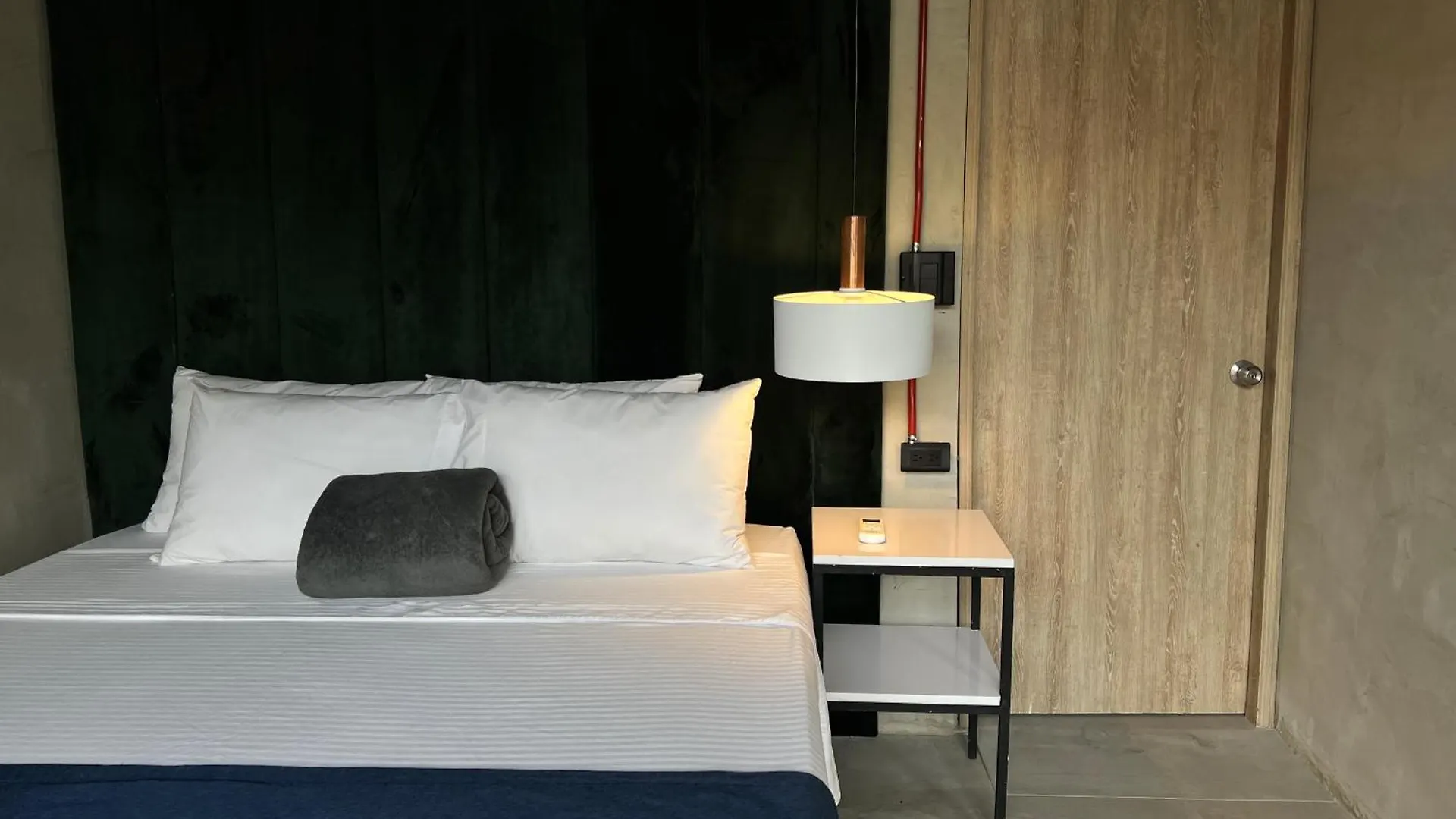 ****  Hotel Lleras Medellin Colombia