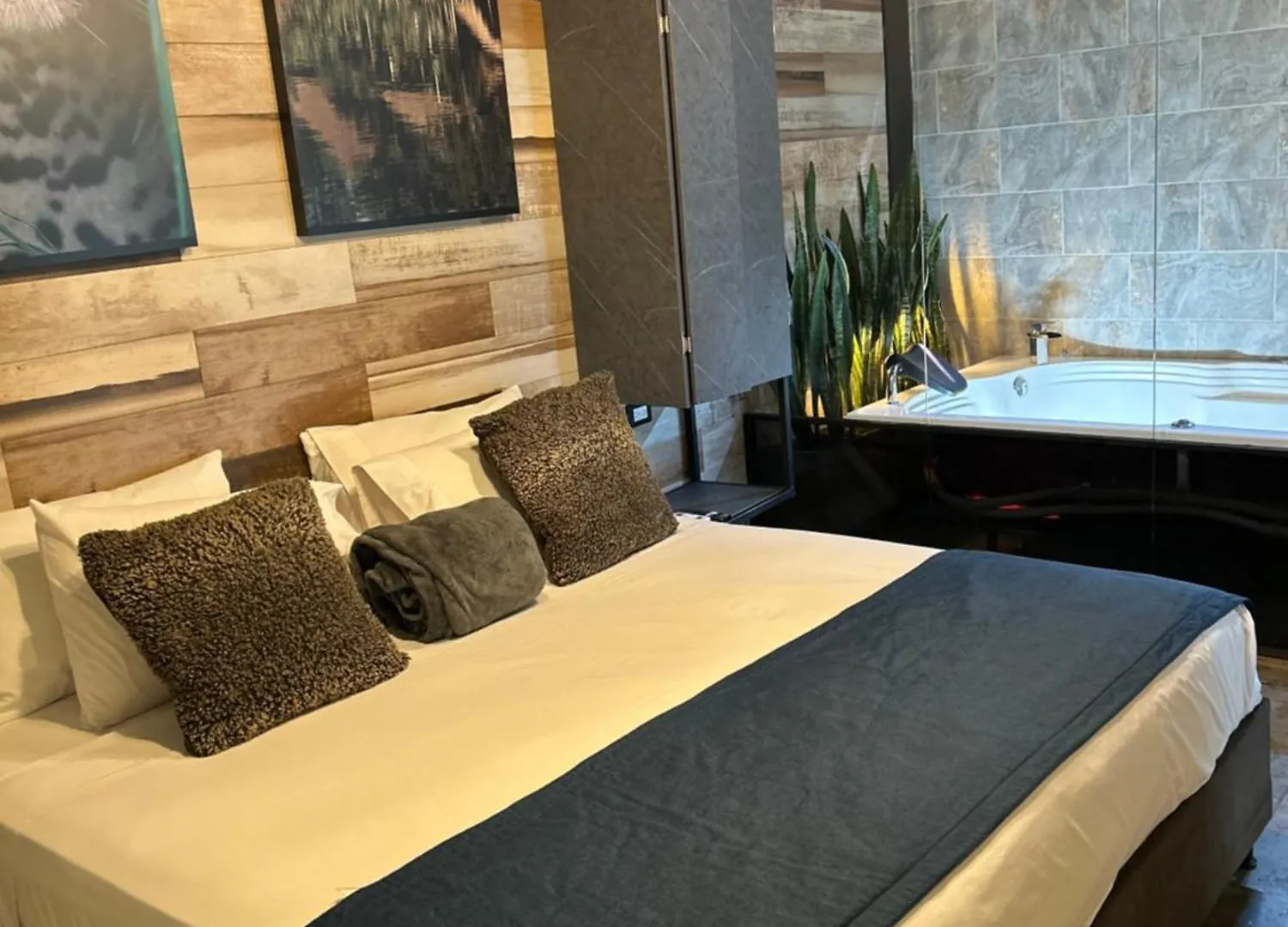 Hotel Lleras Medellin Colombia