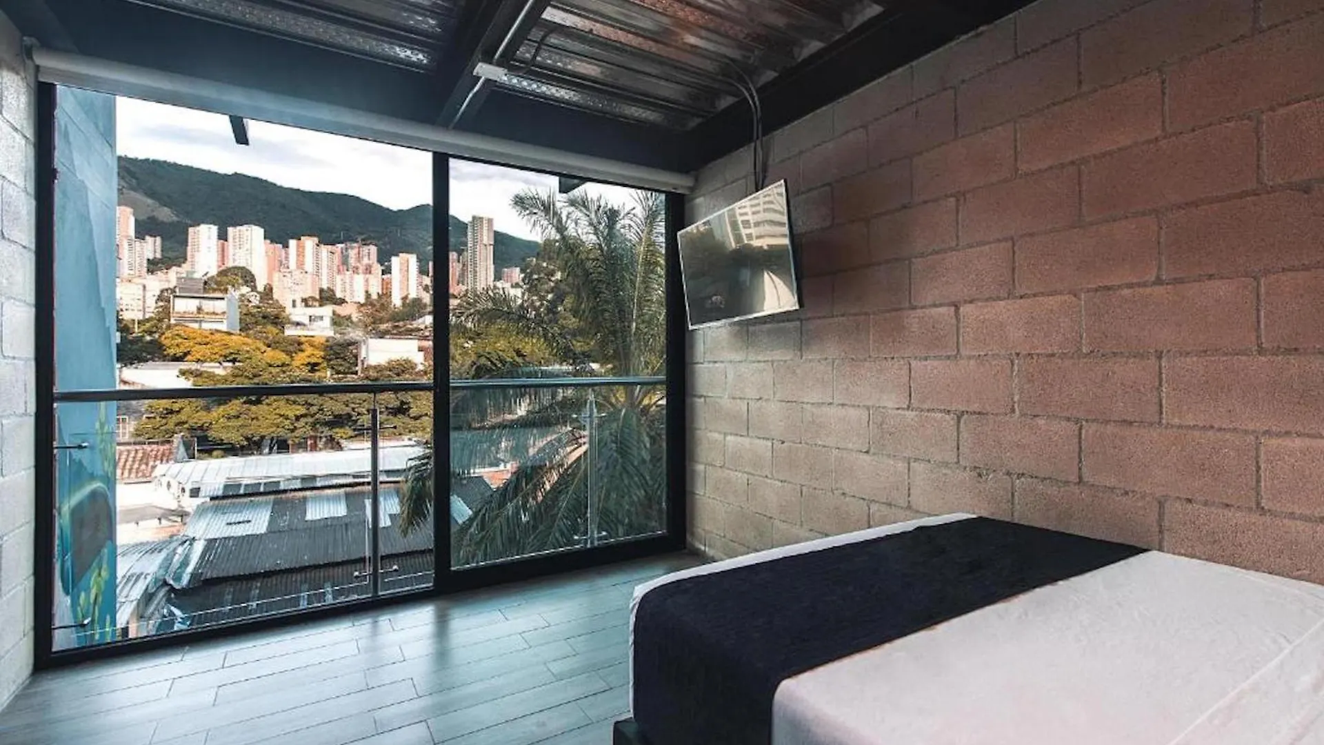 Hotel Lleras Medellin 4*,  Colombia