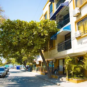 Acogedor A 15 Metros Del Mar , Santa Marta (Magdalena) Colombia