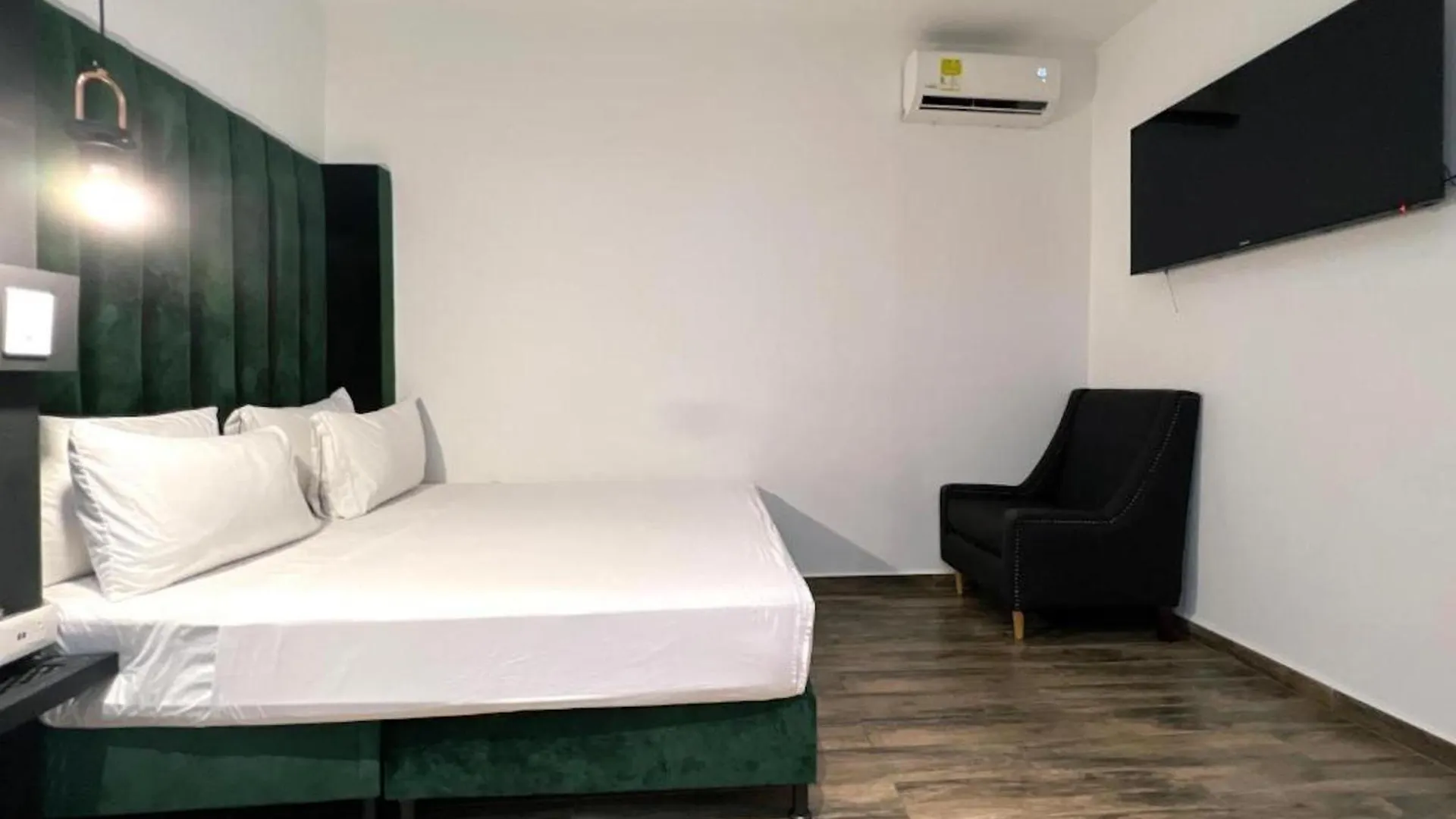 Hotel Lleras Medellin Colombia