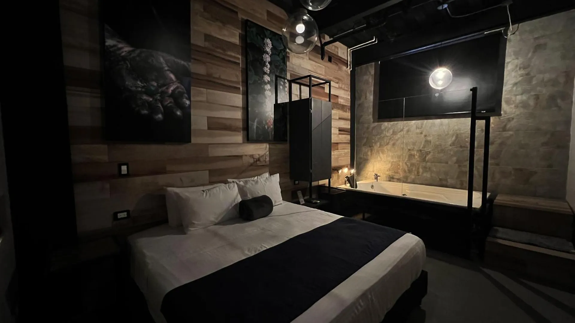****  Hotel Lleras Medellin Colombia